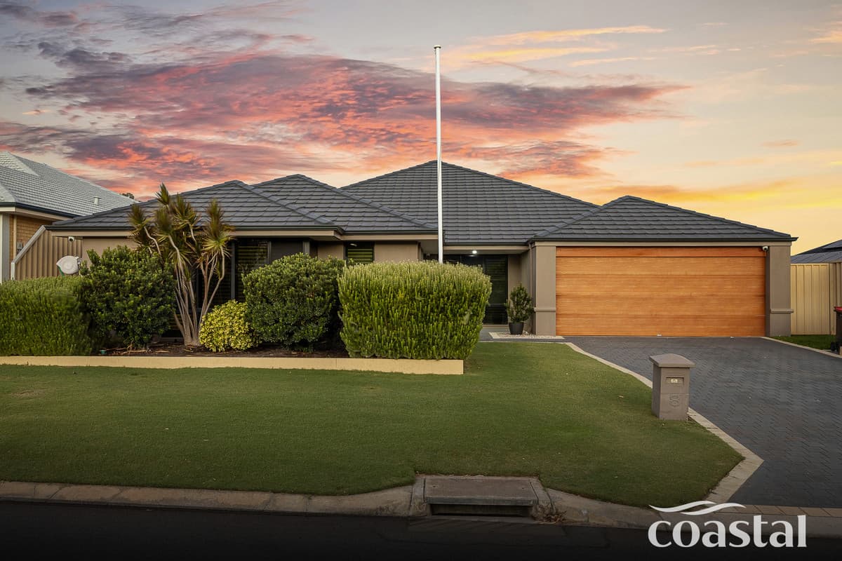 8 Miltona Drive, Secret Harbour WA 6173, Secret Harbour - Thumbnail 2