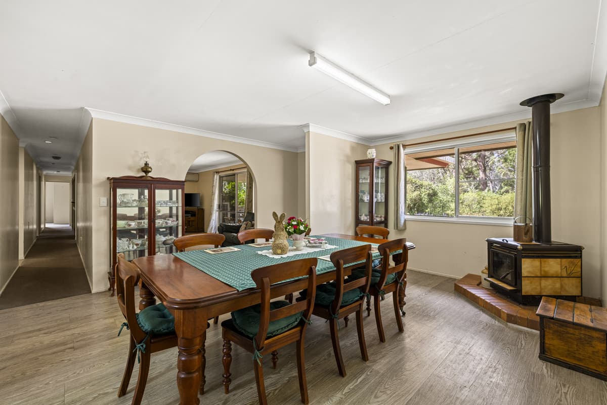 15 Brennan Road, Hampton QLD 4352, Merritts Creek - Thumbnail 7