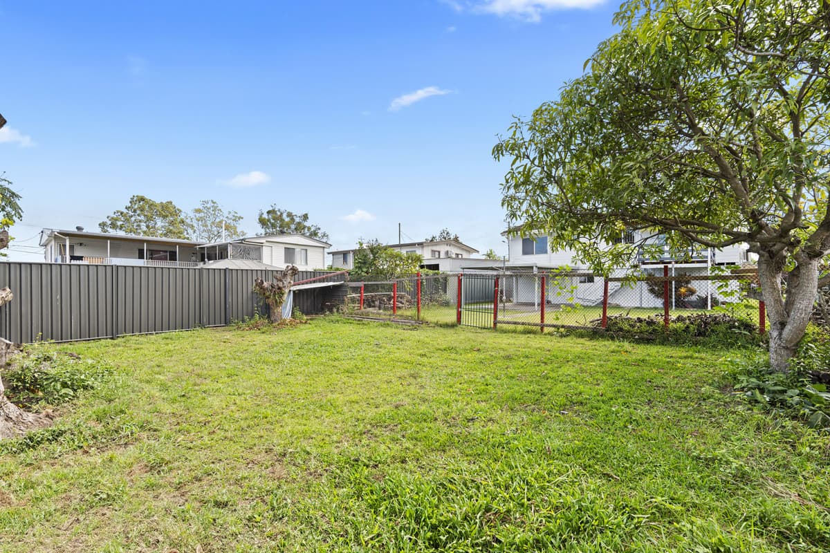 121 Mayes Avenue, Kingston QLD 4114, Kingston - Thumbnail 3