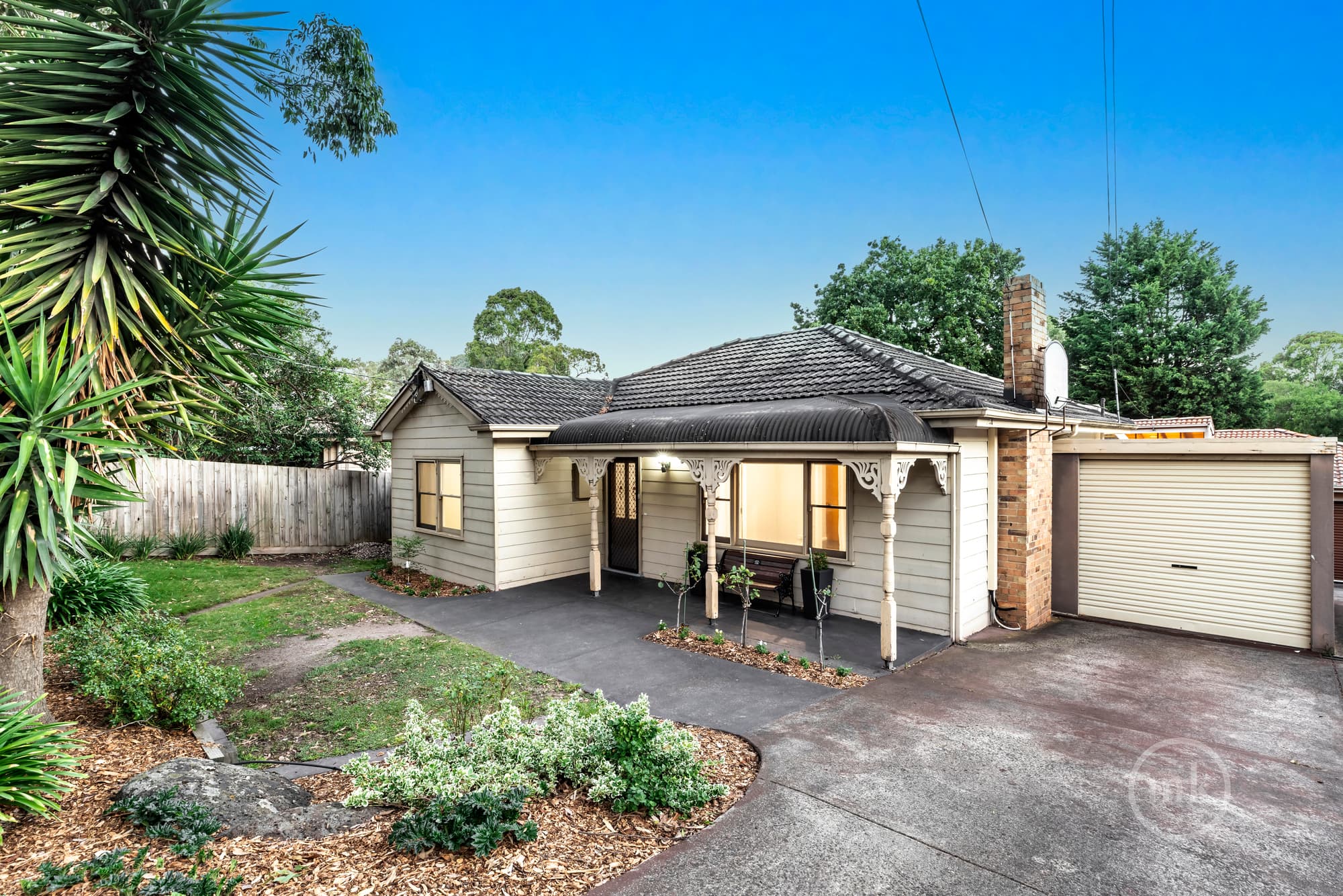 1/32 Fernside Avenue, Briar Hill, Briar Hill - Thumbnail 2