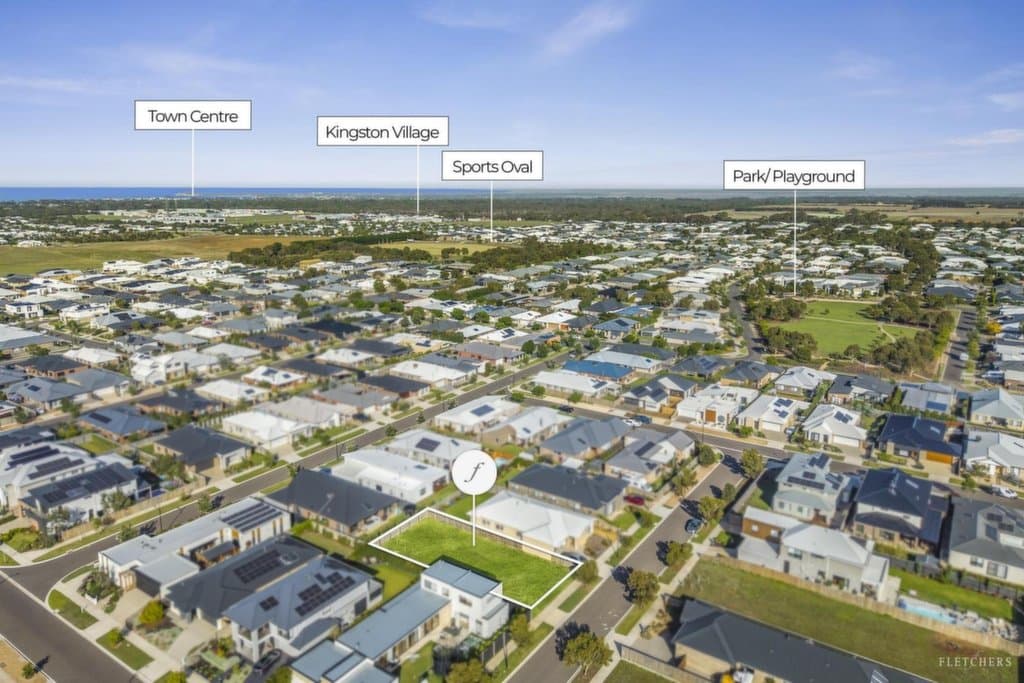 10 Phoenix Street, Ocean Grove - Thumbnail 2