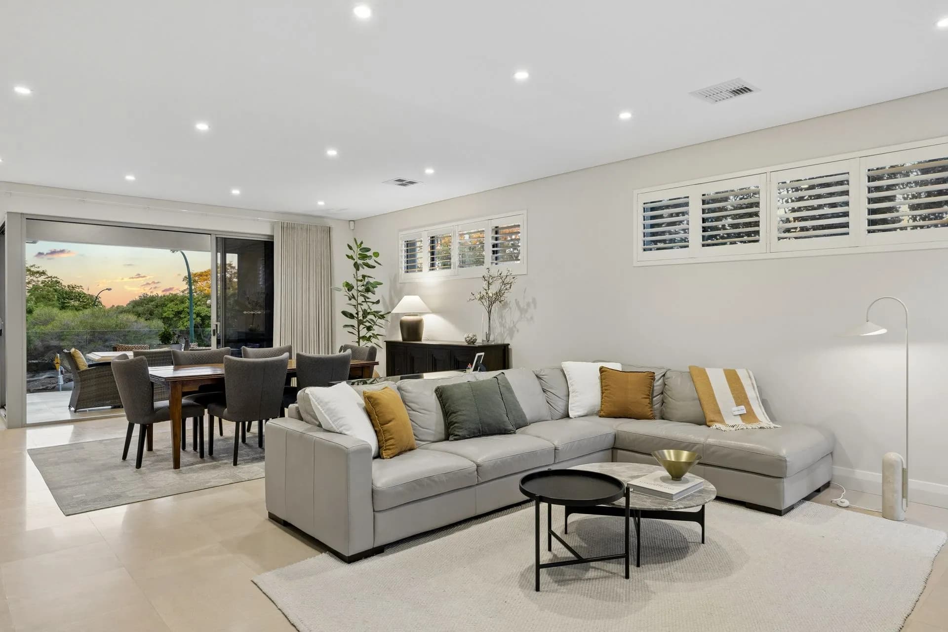 99 Coogee Road, Ardross, WA, Ardross - Thumbnail 2