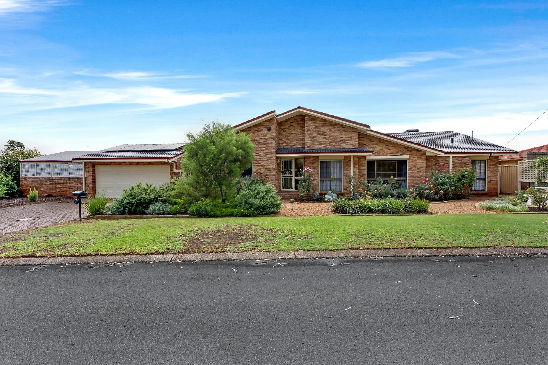 27 Fairway Court, East Bunbury, WA, East Bunbury - Image 1