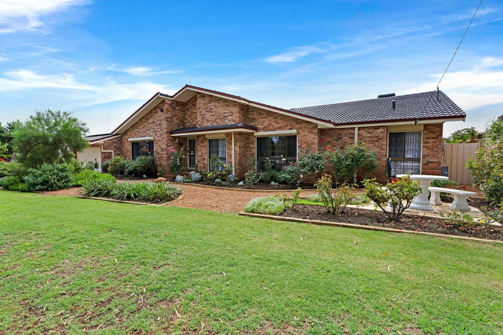 27 Fairway Court, East Bunbury, WA, East Bunbury - Thumbnail 2