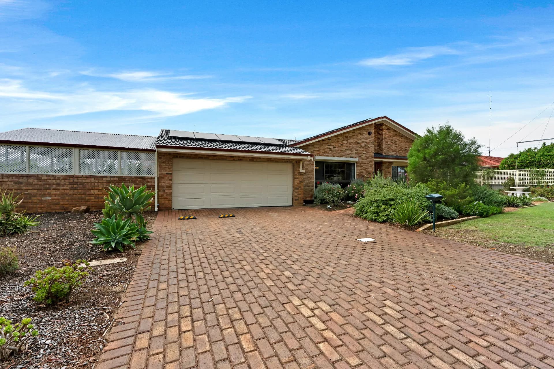 27 Fairway Court, East Bunbury, WA, East Bunbury - Thumbnail 3