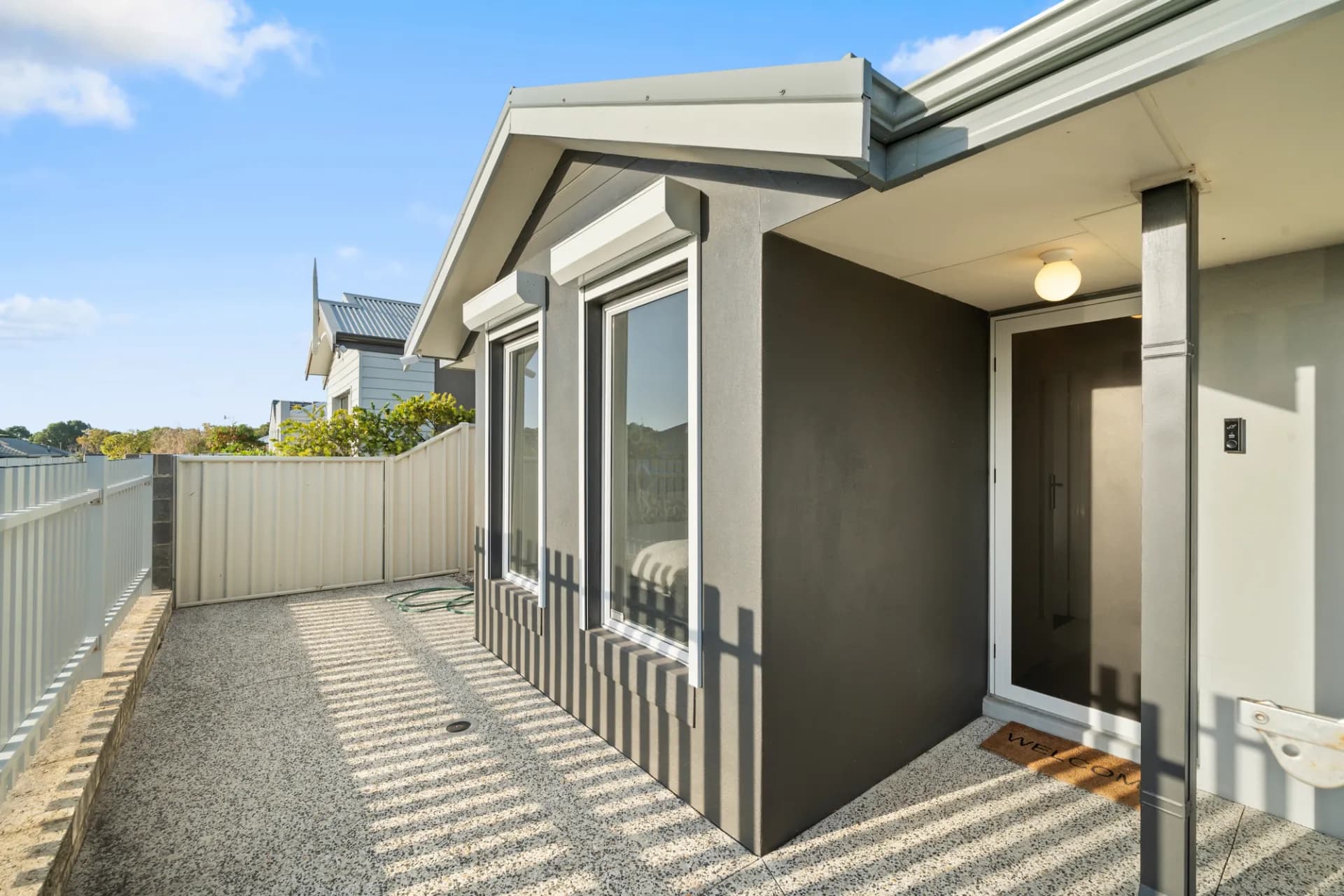 19 Yaramin Way, Golden Bay - Thumbnail 2
