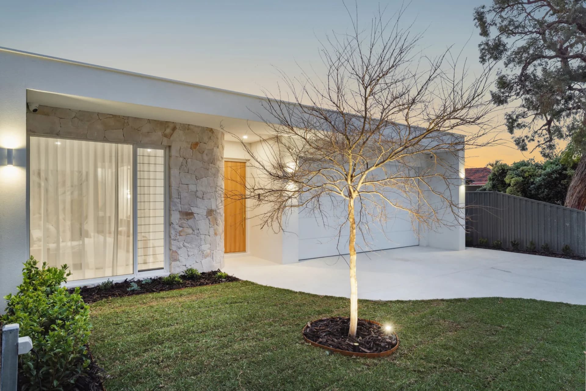 61b Canavan Crescent, Manning - Thumbnail 2