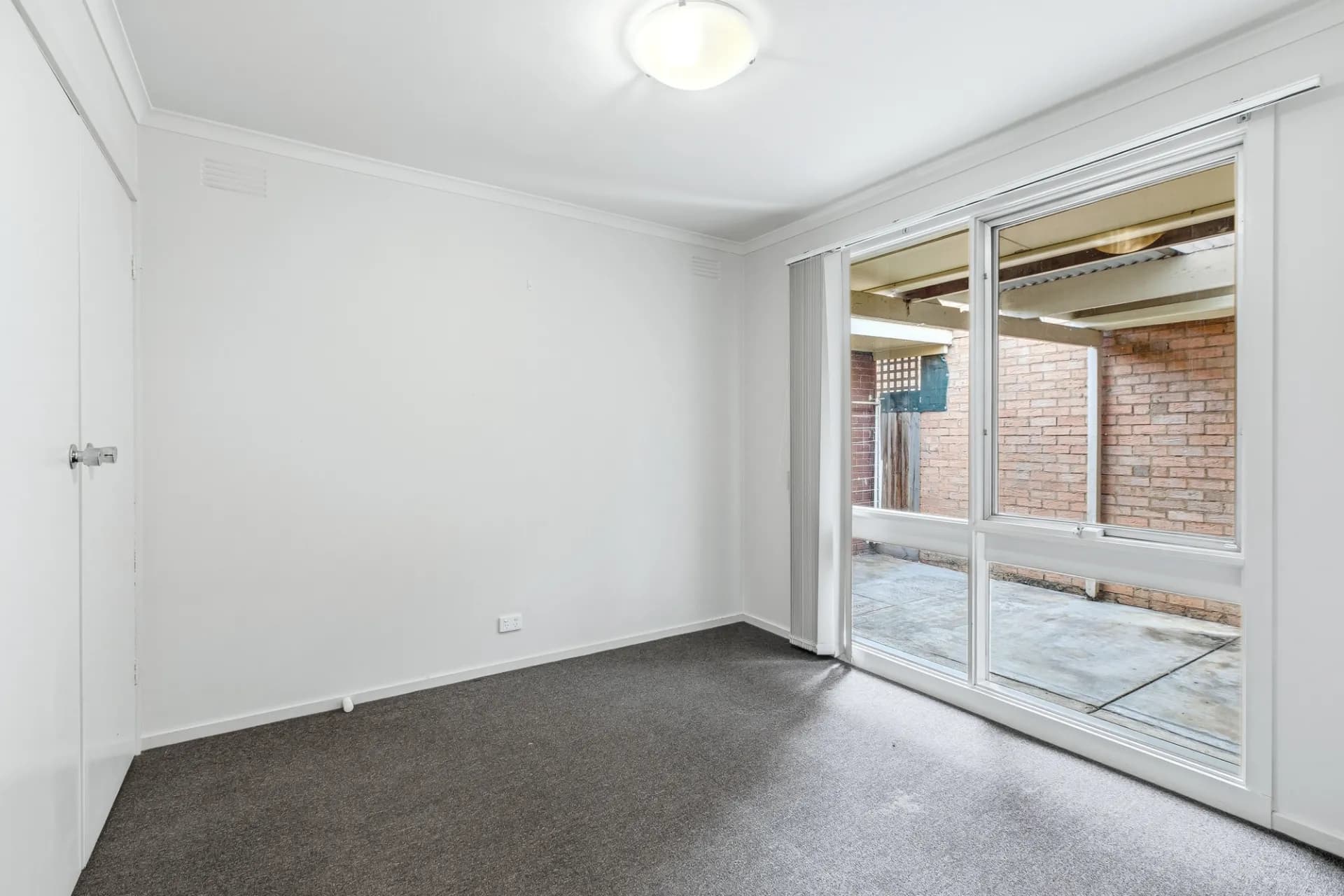 2/54 Cottrell Street, Werribee - Thumbnail 6