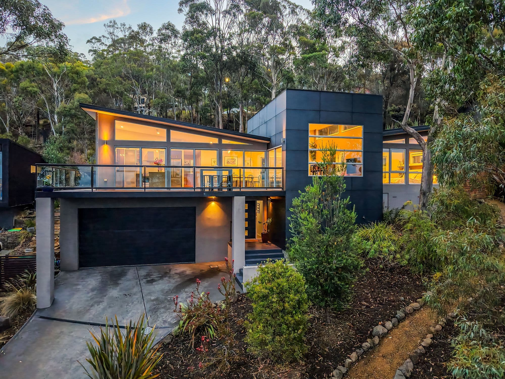 2 Correa Place, Tolmans Hill TAS 7007, Tolmans Hill - Image 1