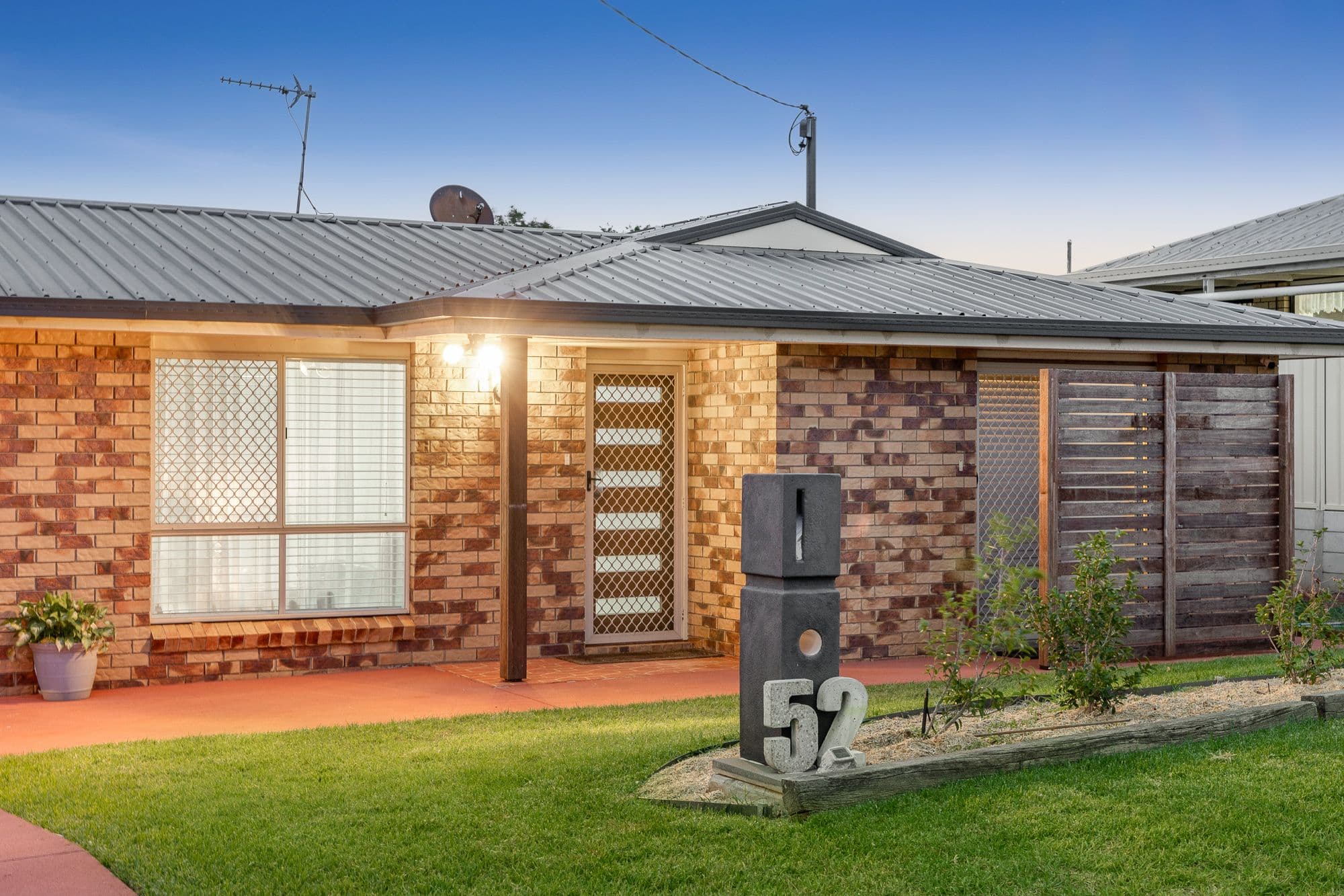 52 Seppelt Street, Wilsonton Heights QLD 4350, Wilsonton Heights - Thumbnail 2