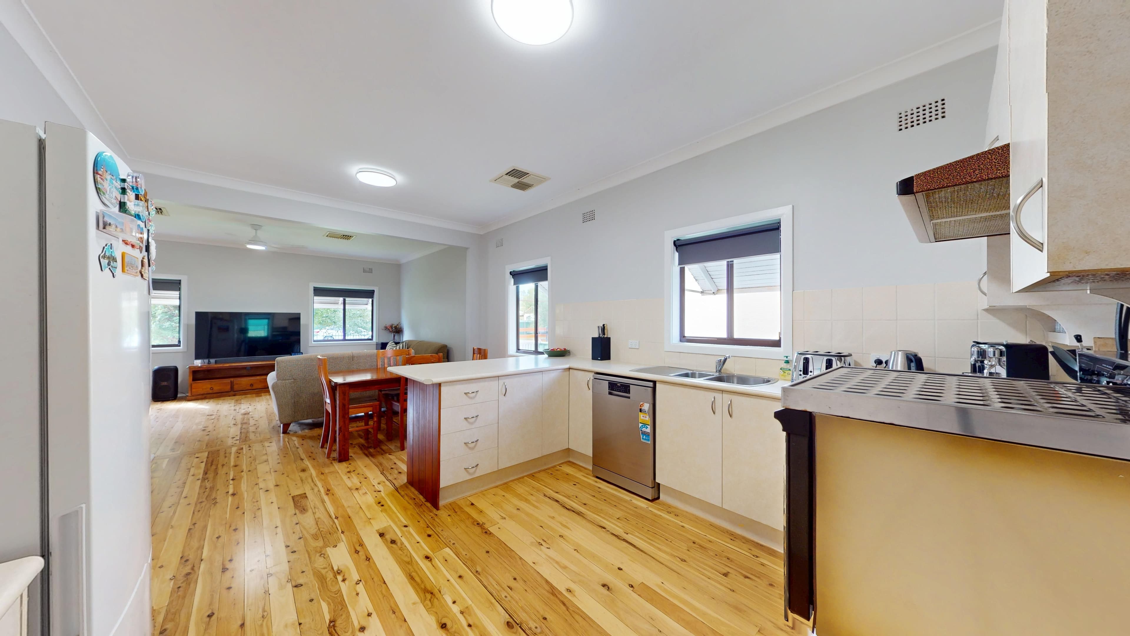 111 Jubilee Street, Dubbo NSW 2830, Dubbo - Thumbnail 3