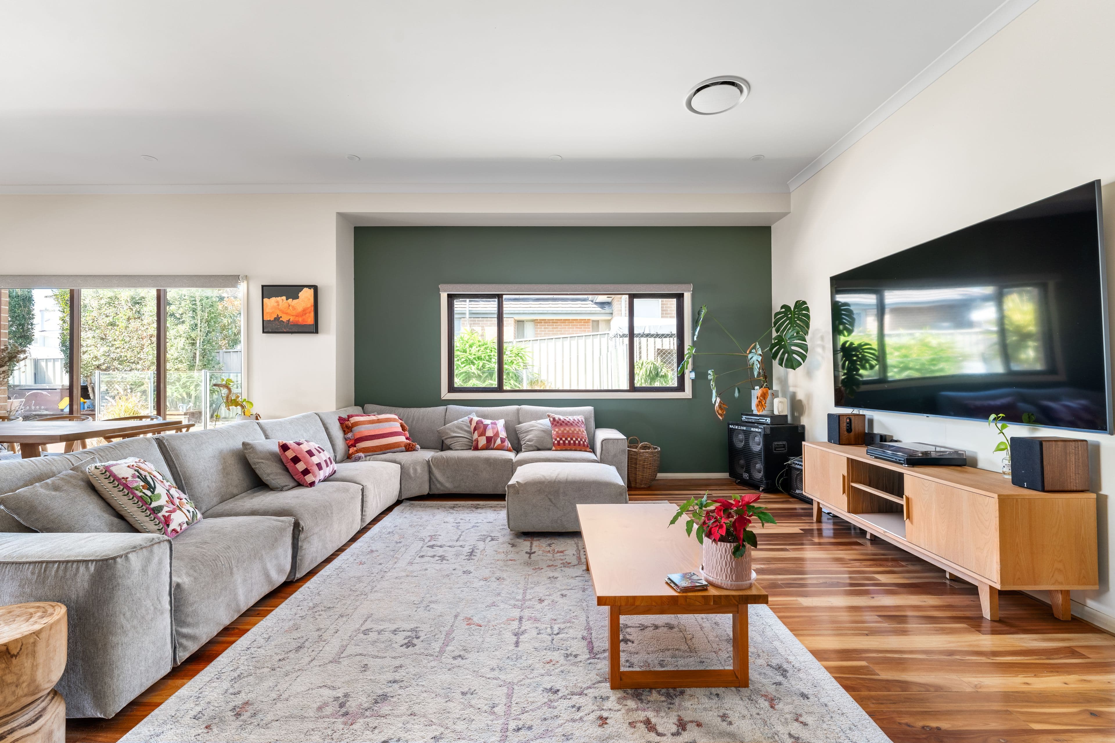 6 Handley Street, Helensburgh NSW 2508, Helensburgh - Thumbnail 2