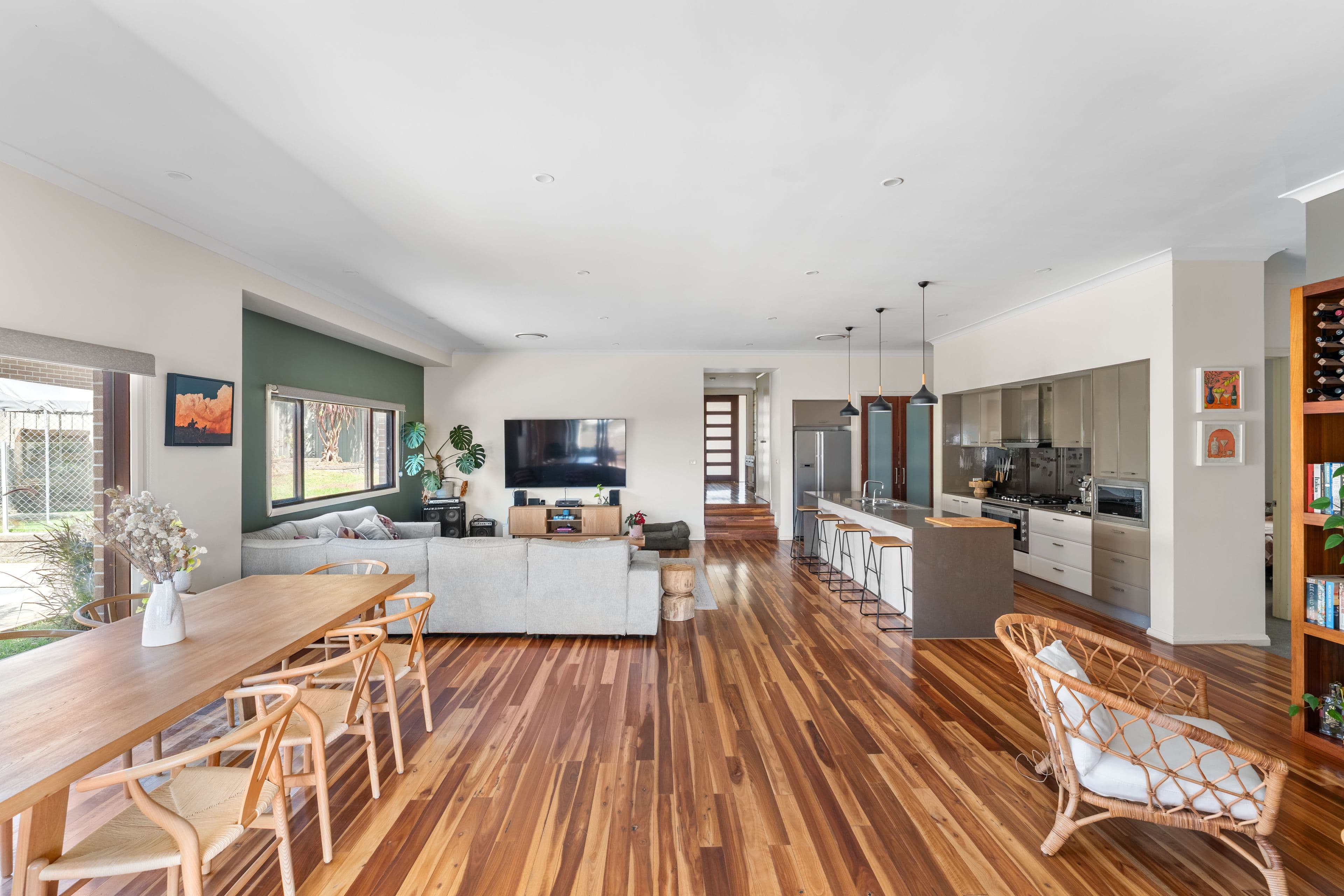 6 Handley Street, Helensburgh NSW 2508, Helensburgh - Thumbnail 3