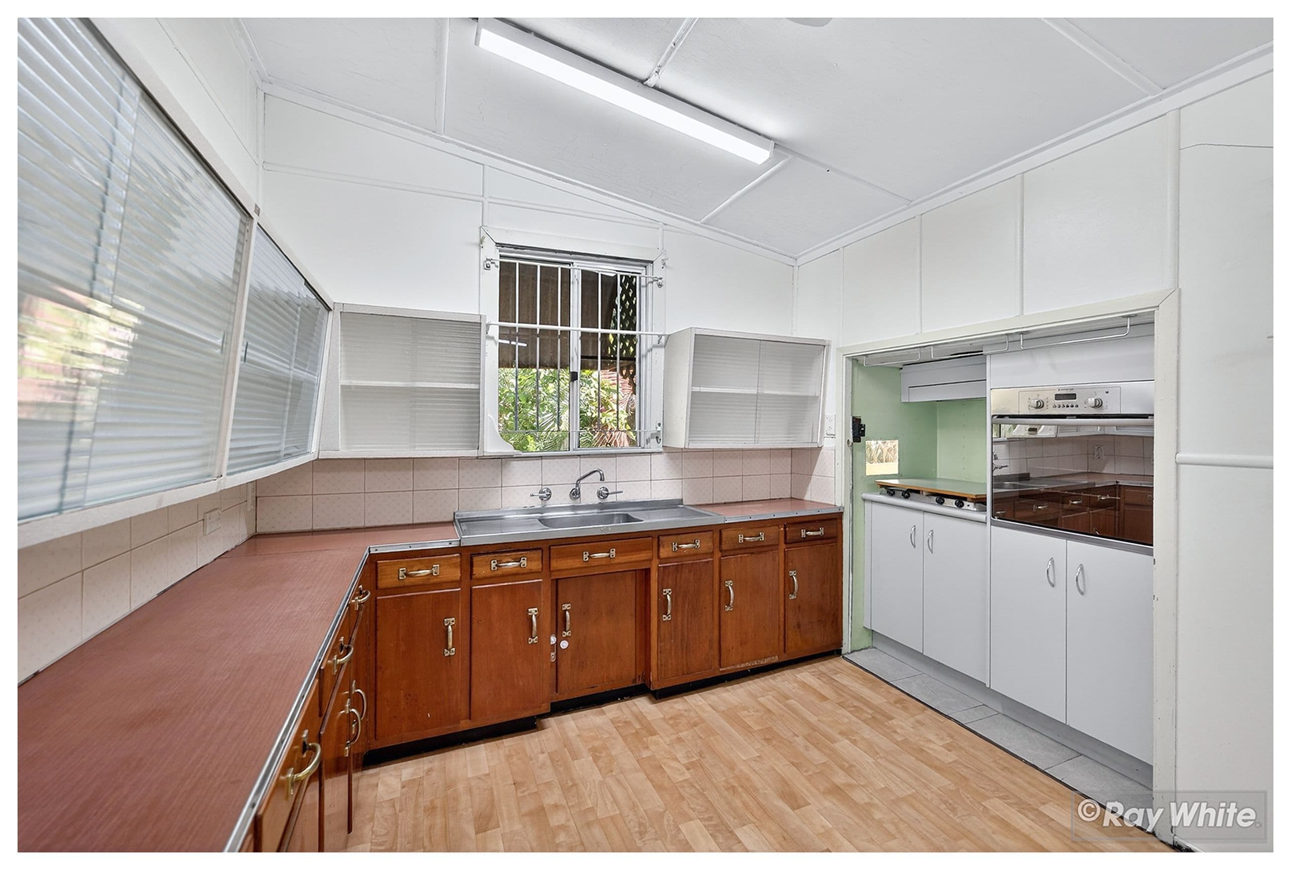 24 Patrick Street, Allenstown QLD 4700, Allenstown - Thumbnail 8