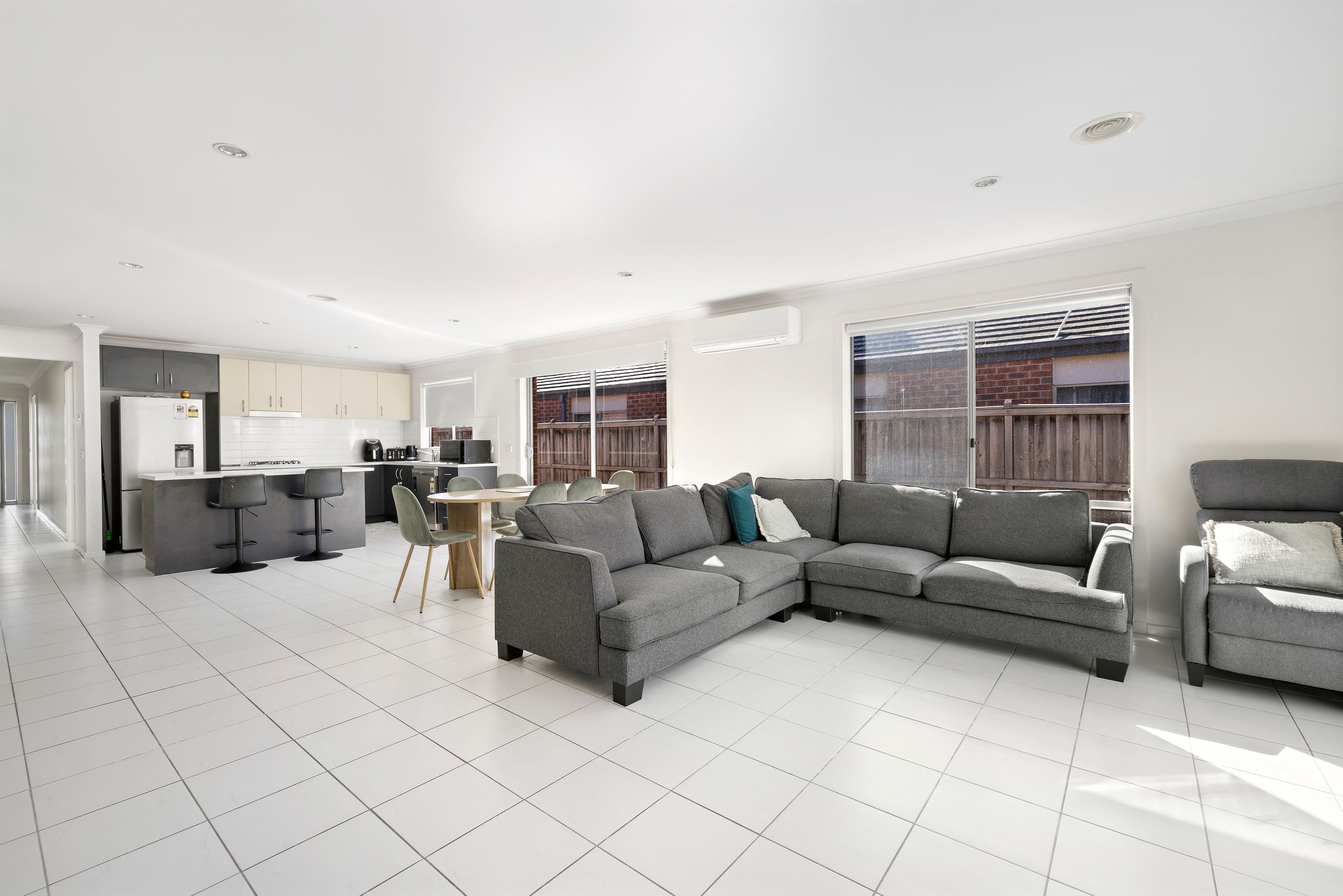 3 Caladenia Street, Officer VIC 3809, Officer - Thumbnail 4