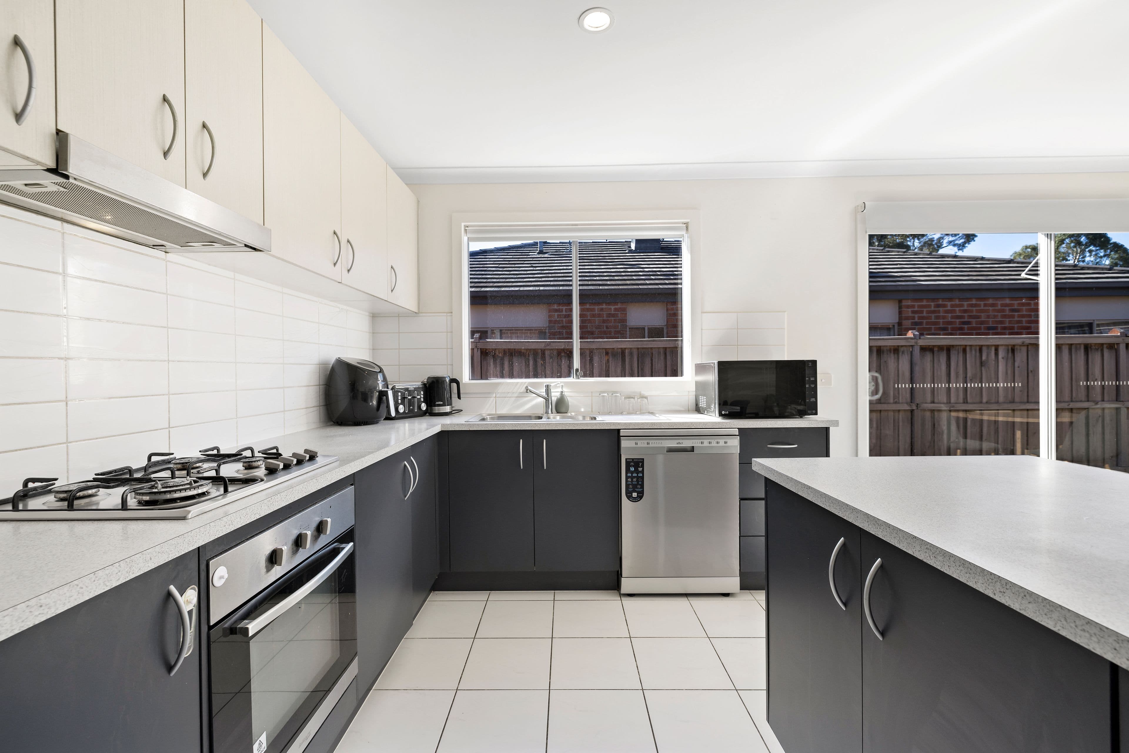 3 Caladenia Street, Officer VIC 3809, Officer - Thumbnail 7