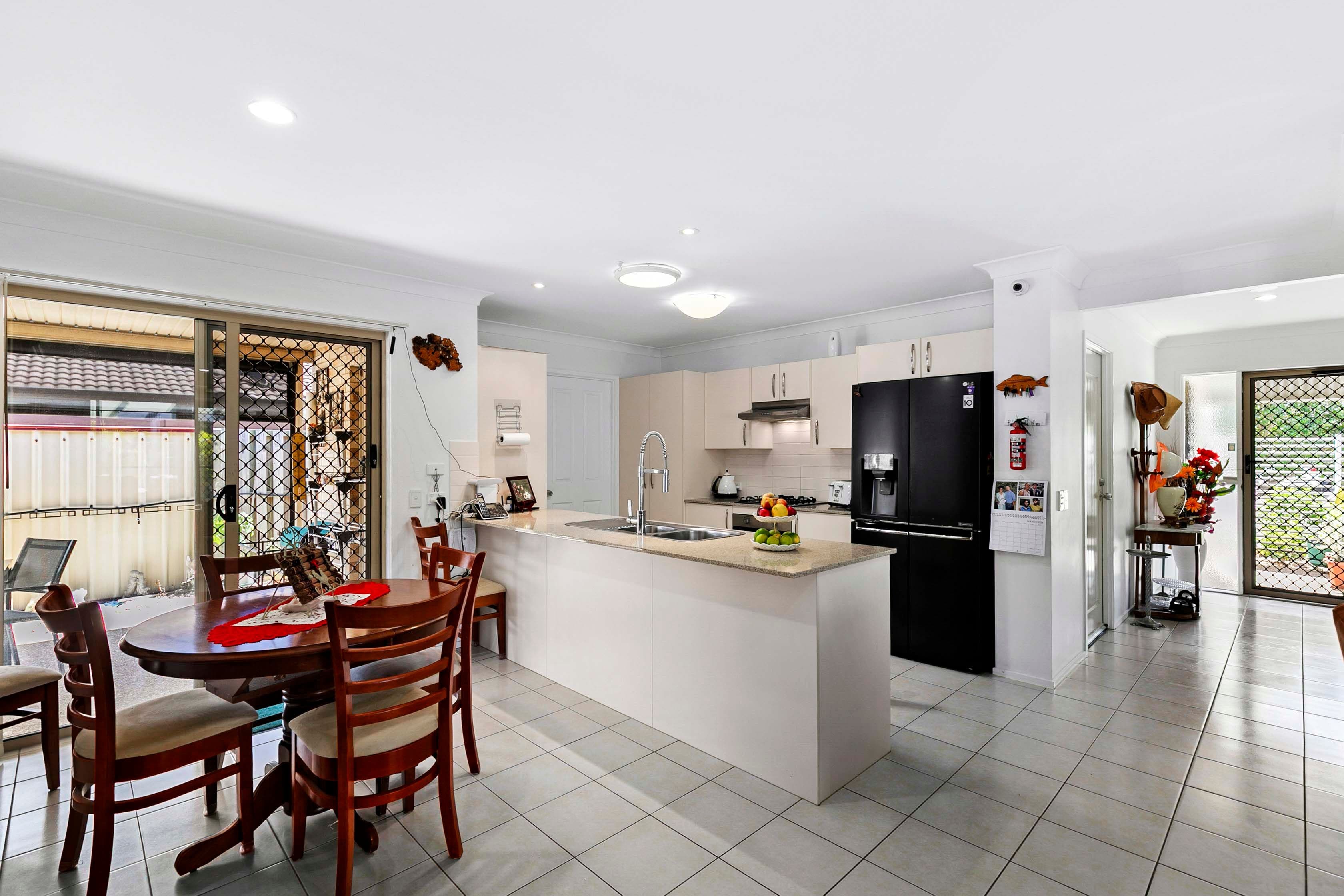 8 Kennedy Court, Urraween QLD 4655, Urraween - Thumbnail 3