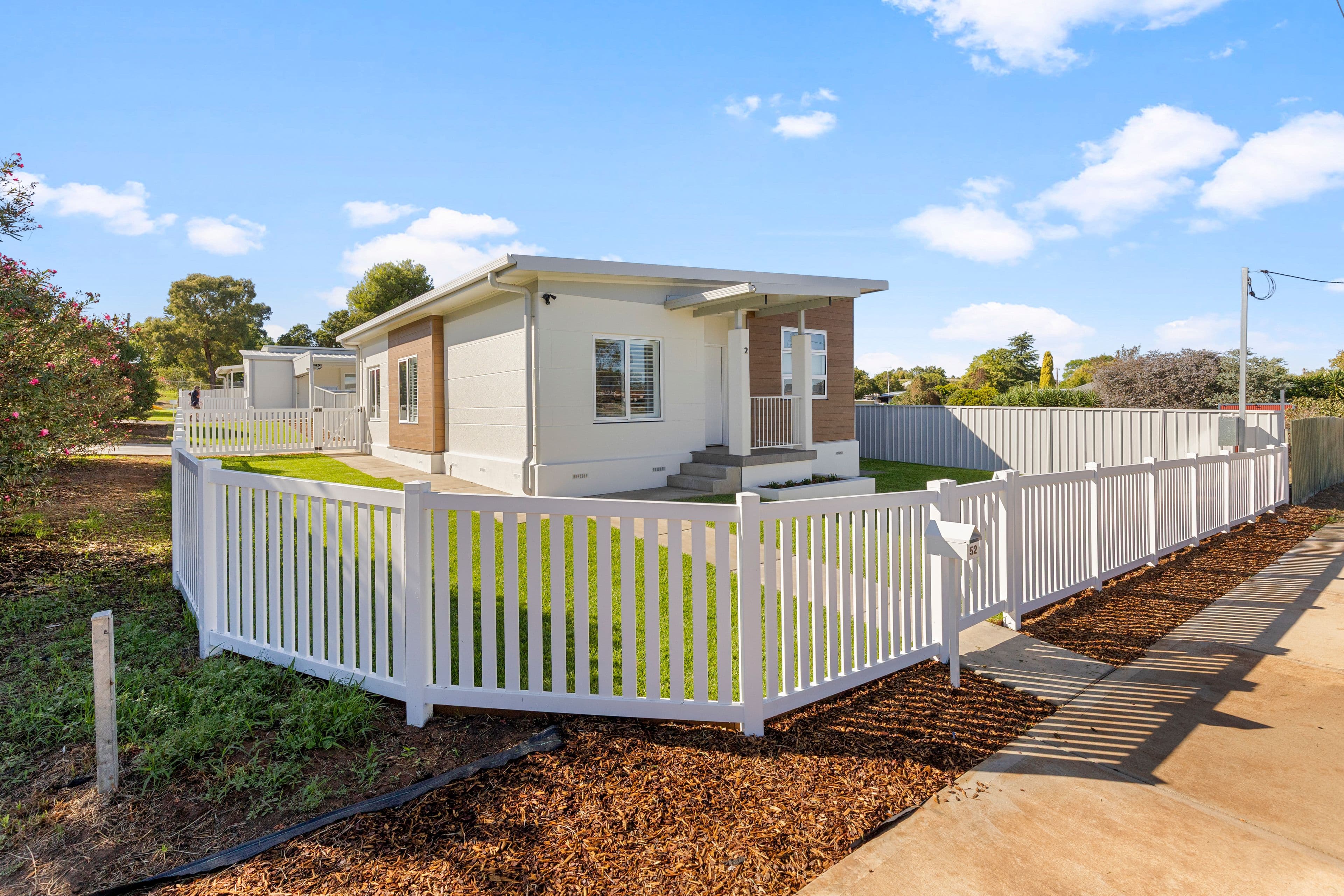 2/52 Main Street, Junee NSW 2663, Junee - Image 1