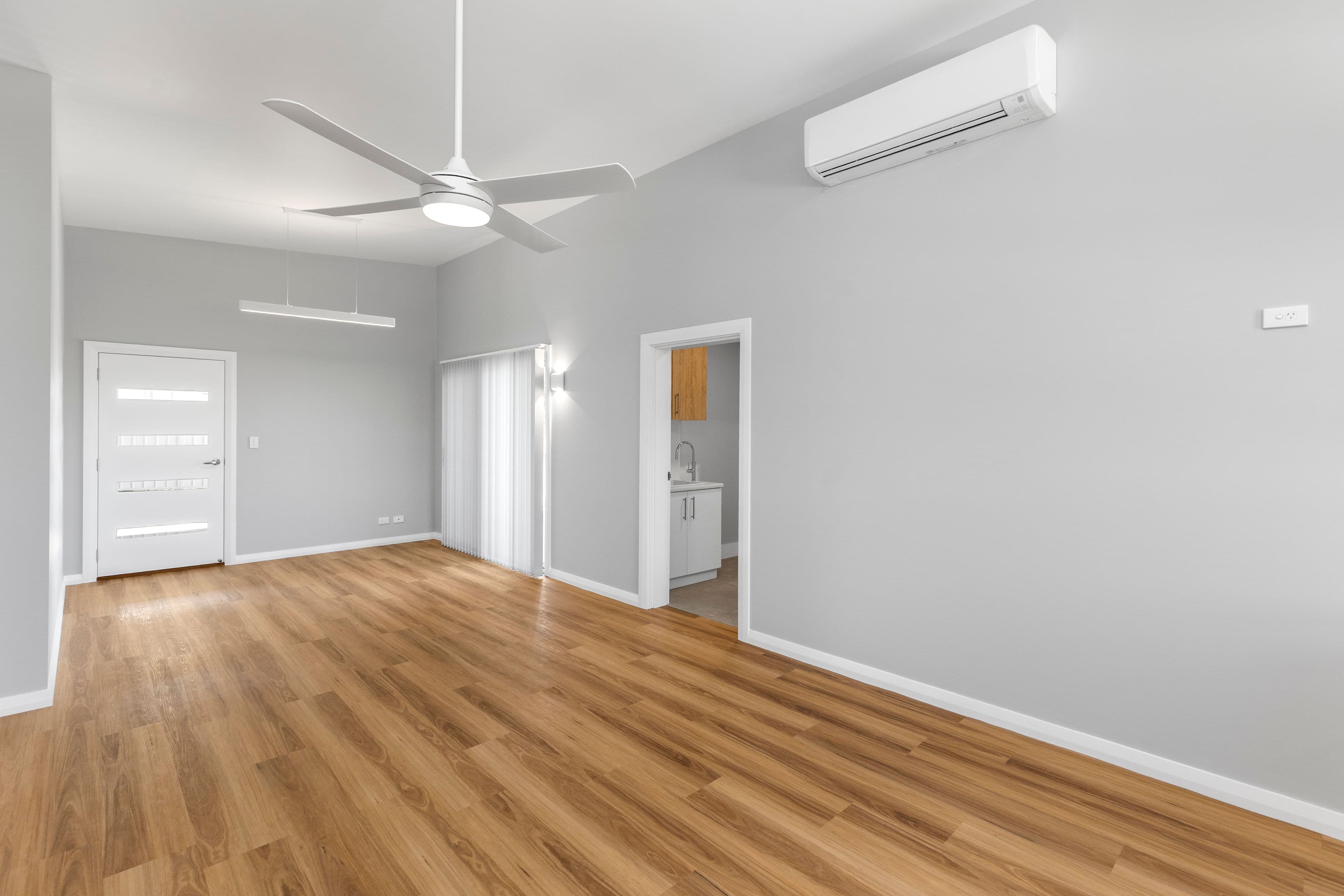 2/52 Main Street, Junee NSW 2663, Junee - Thumbnail 5