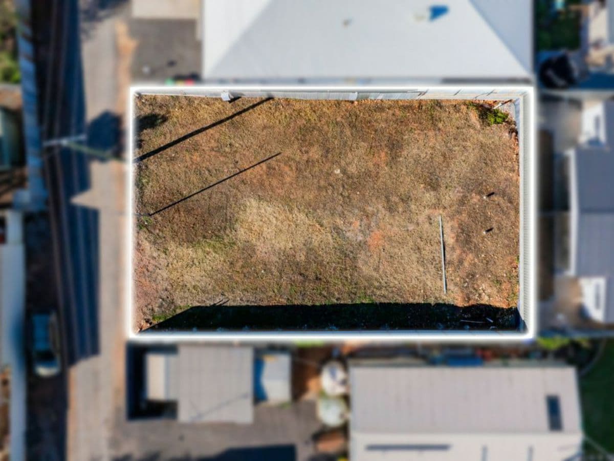 15 St Peters Lane, LEETON, Leeton - Thumbnail 4