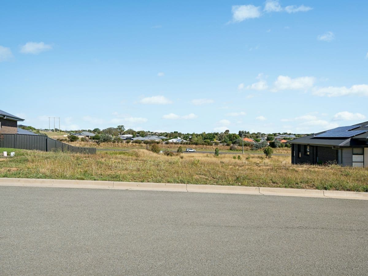 75 Stevenson Way, ORANGE, Orange - Thumbnail 6