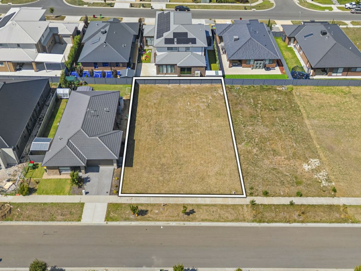 13 Mayo Street, ALFREDTON, Alfredton - Thumbnail 5
