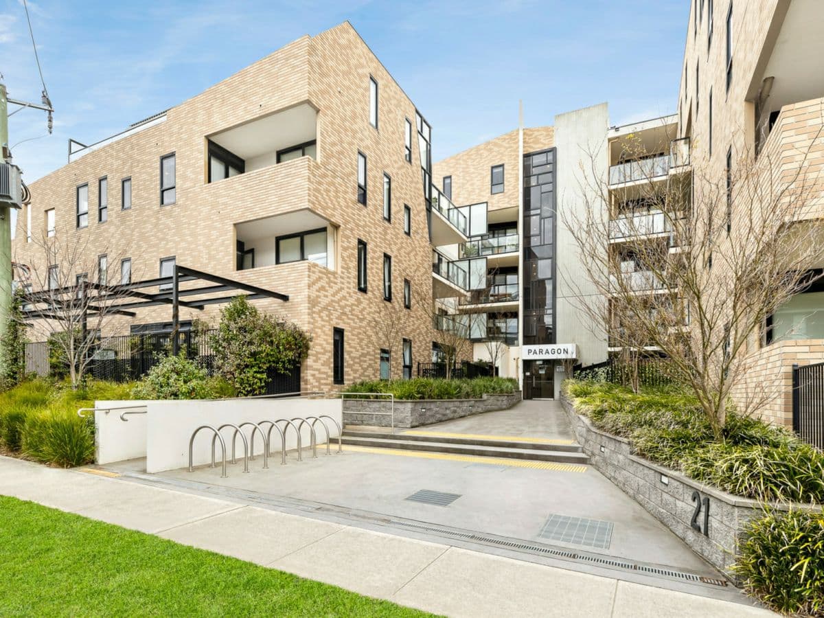 110/21 Queen Street, BLACKBURN, Blackburn - Image 1
