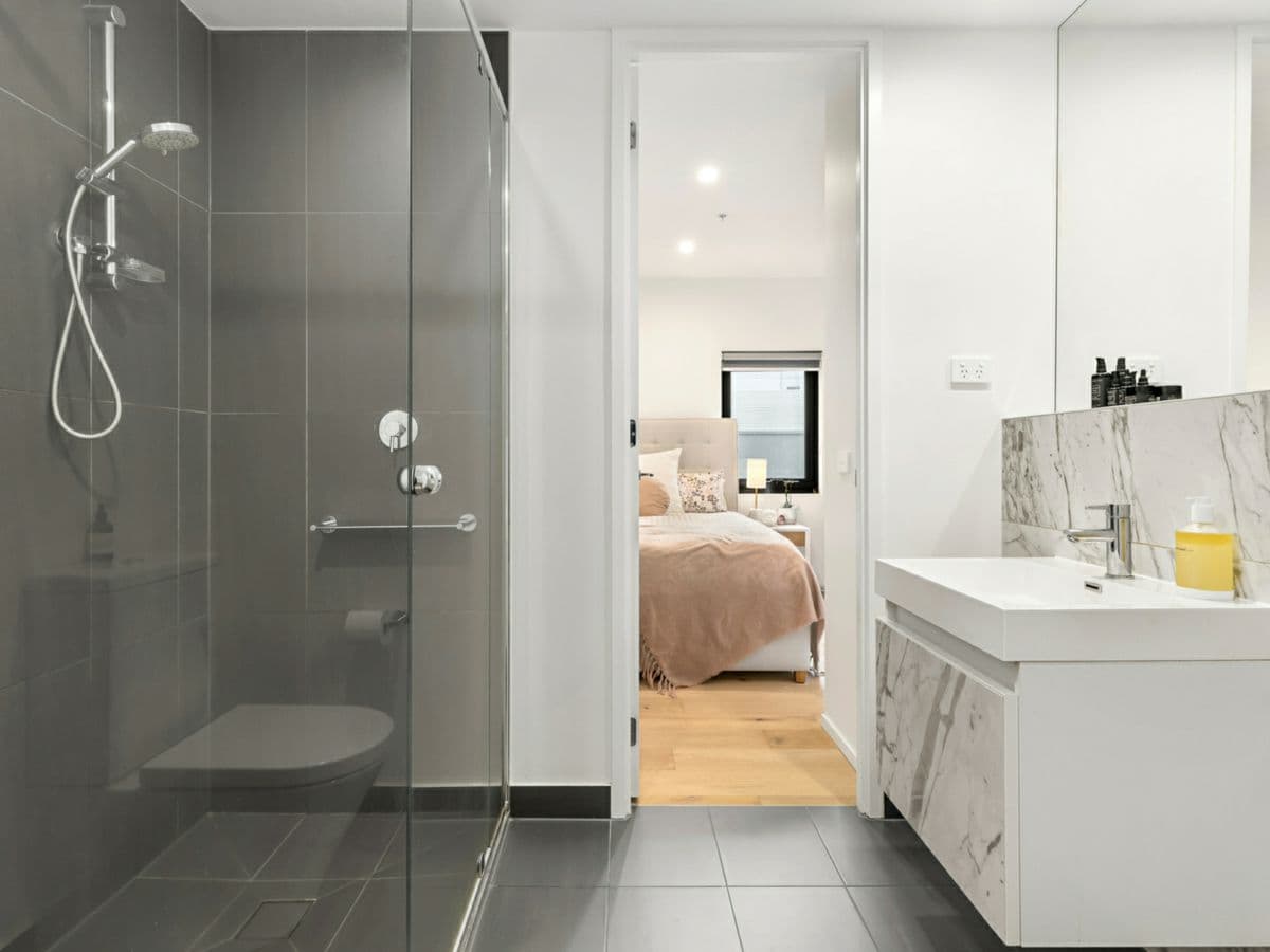 110/21 Queen Street, BLACKBURN, Blackburn - Thumbnail 8