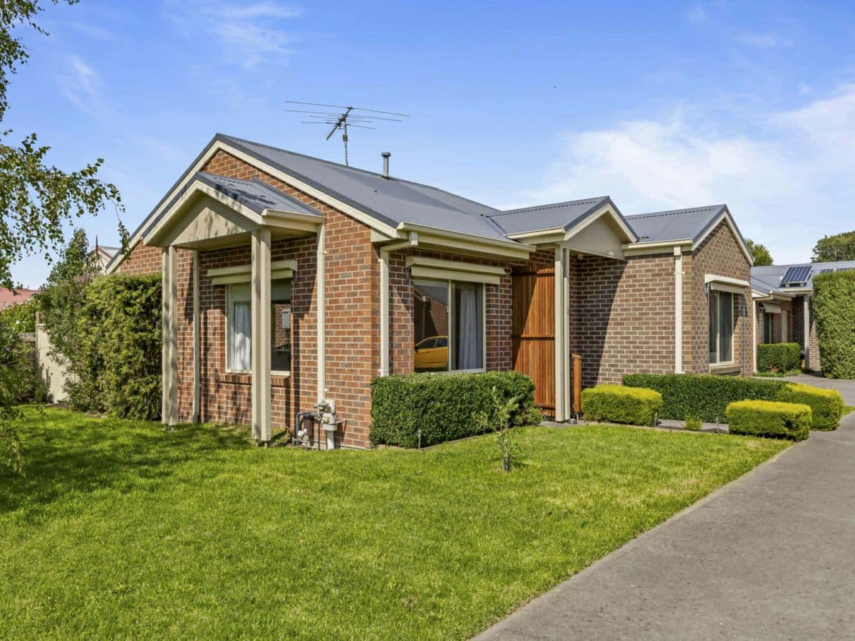 1/25 Roch Court, BALLAN, Ballan - Thumbnail 2