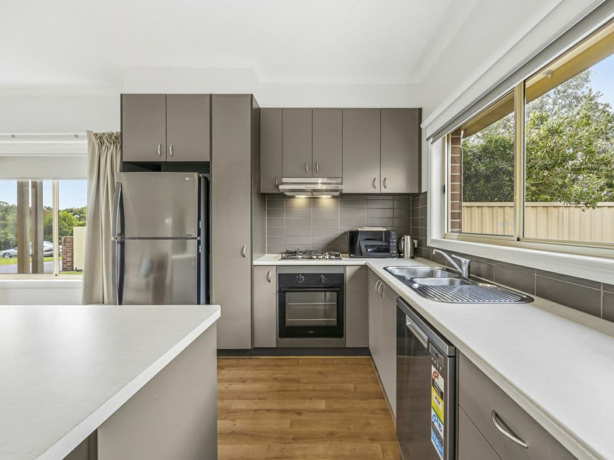 1/25 Roch Court, BALLAN, Ballan - Thumbnail 3