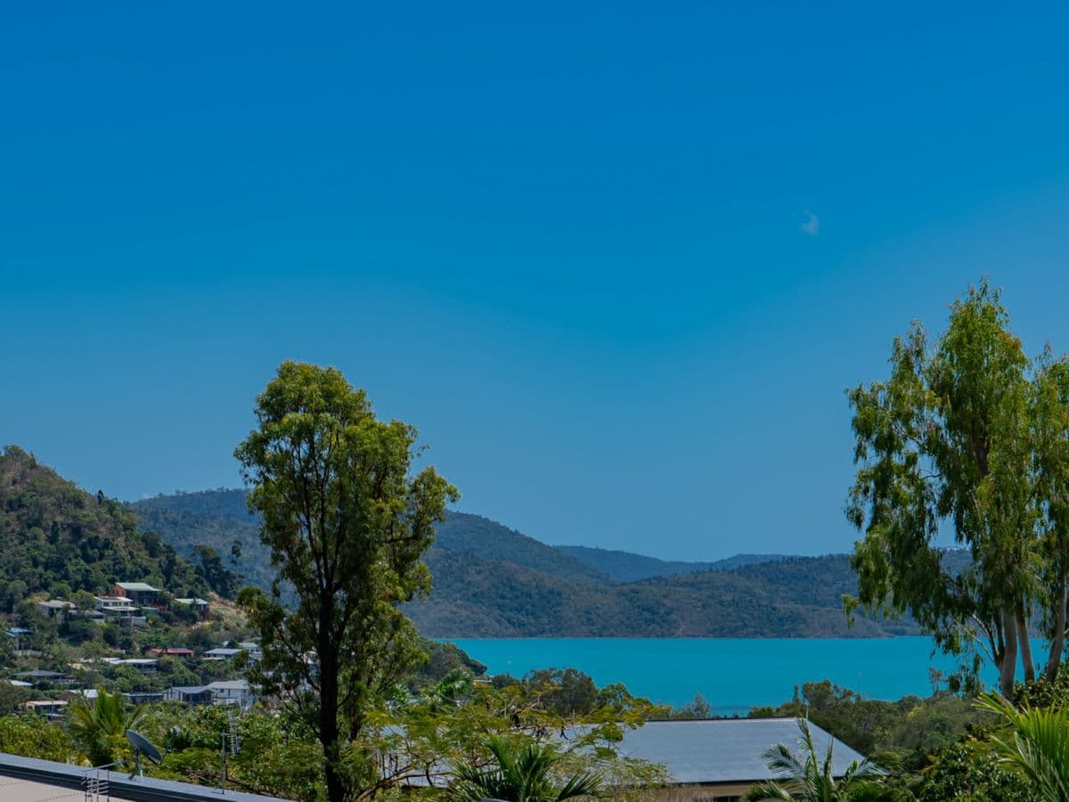 49/3 Deloraine Close, CANNONVALE, Cannonvale - Image 1