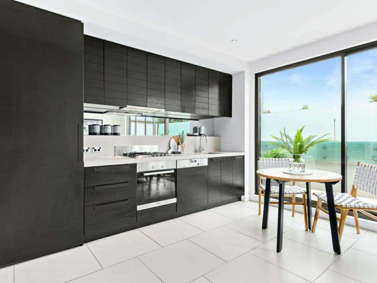 205/27-31 Herbert Street, ST KILDA, St Kilda - Thumbnail 2