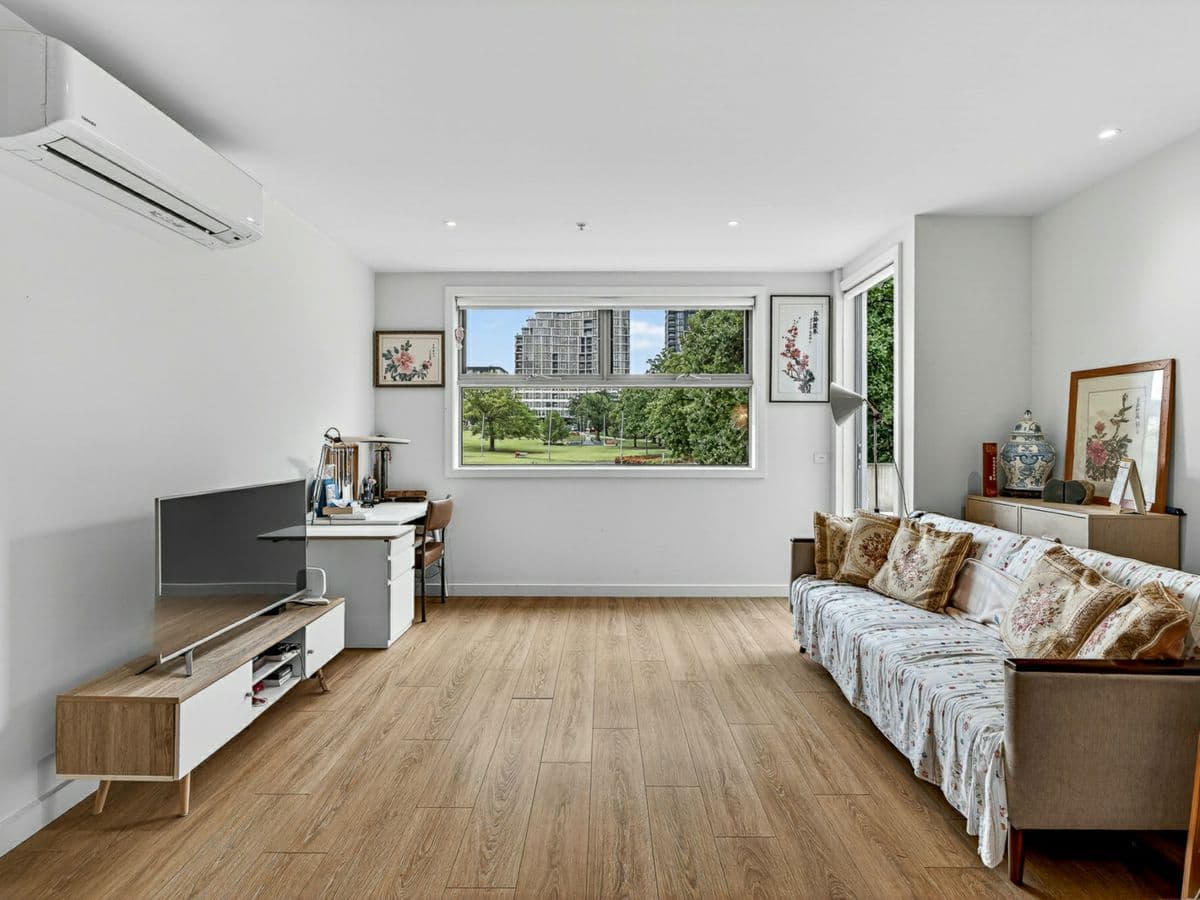 106/95 Thames Street, BOX HILL, Box Hill - Thumbnail 2
