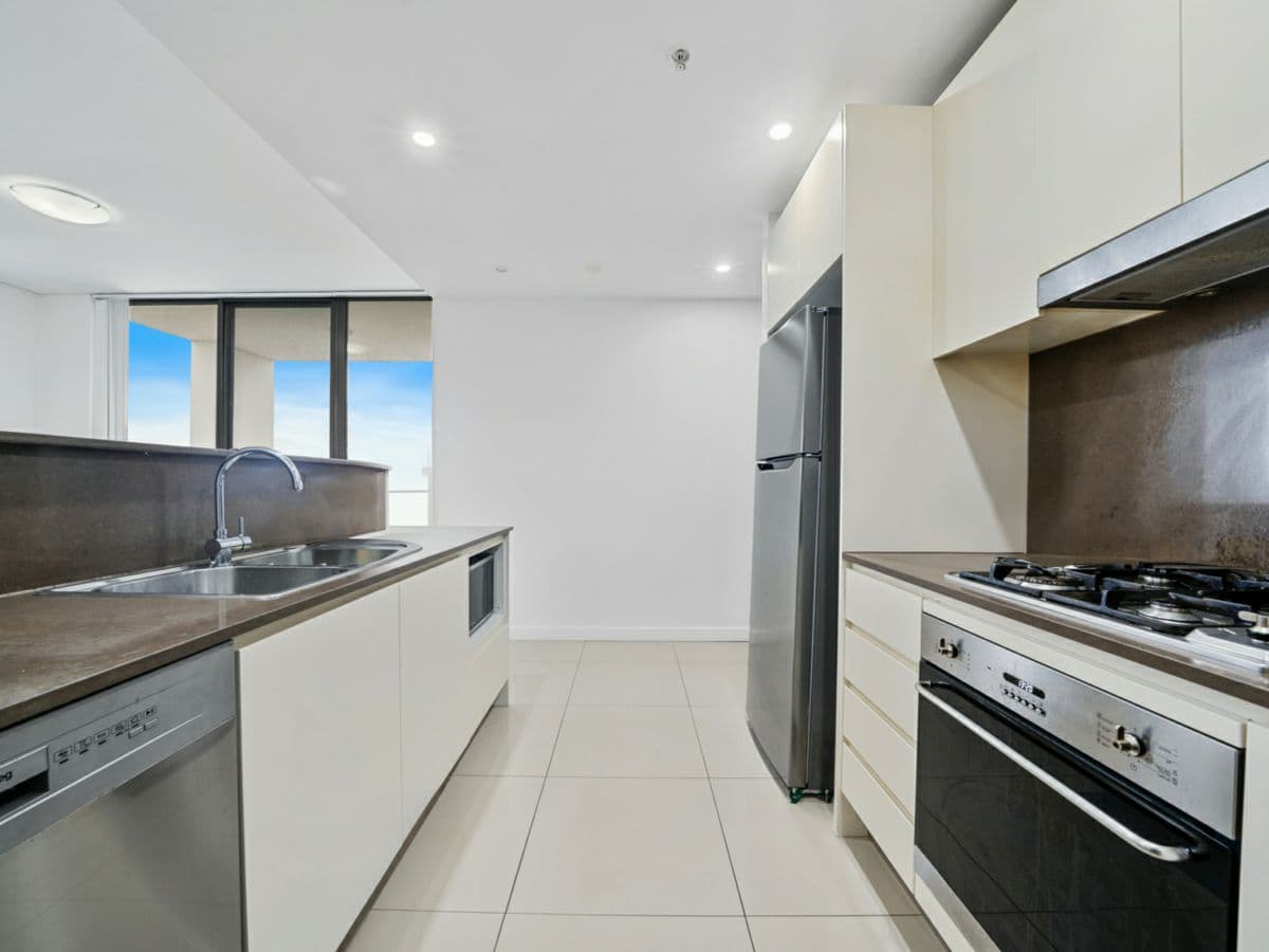 1207/2 River Road, PARRAMATTA, Parramatta - Thumbnail 3