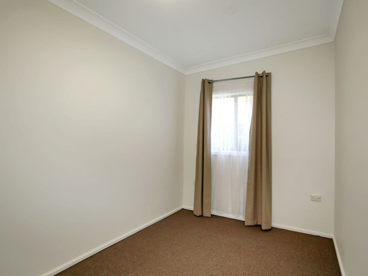 74 Hawkins Street, COOMA, Cooma - Thumbnail 8