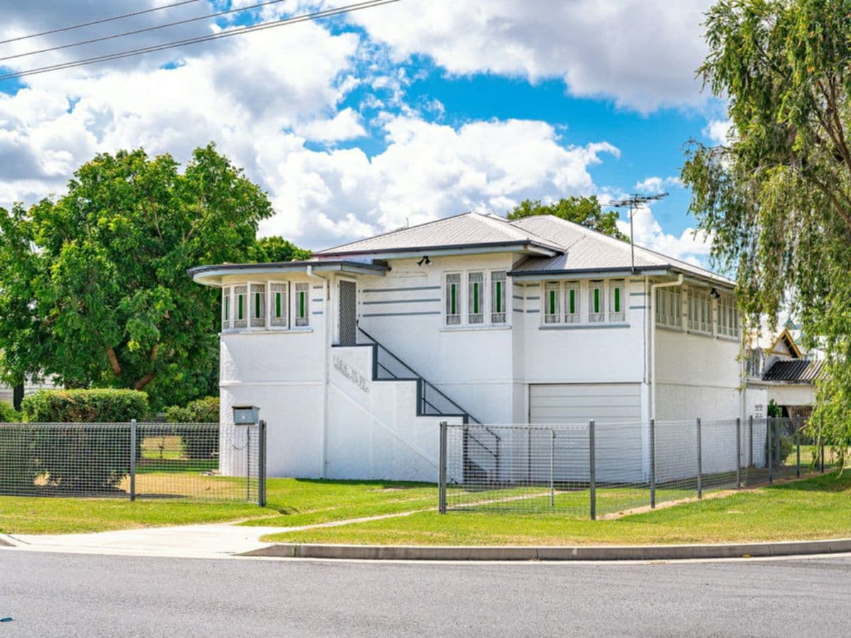 6 Bertram Street, PARK AVENUE, Park Avenue - Image 1