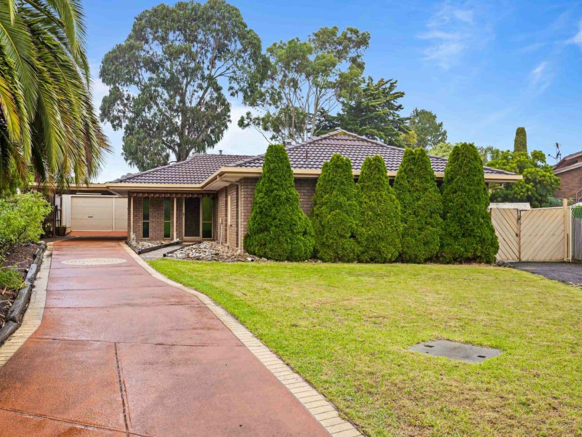 5 Lumea Place, MELTON WEST, Melton West - Image 1