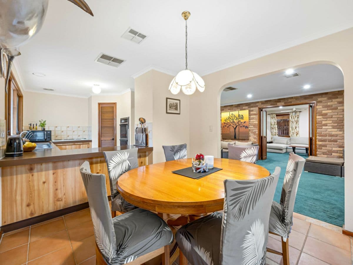 5 Lumea Place, MELTON WEST, Melton West - Thumbnail 8