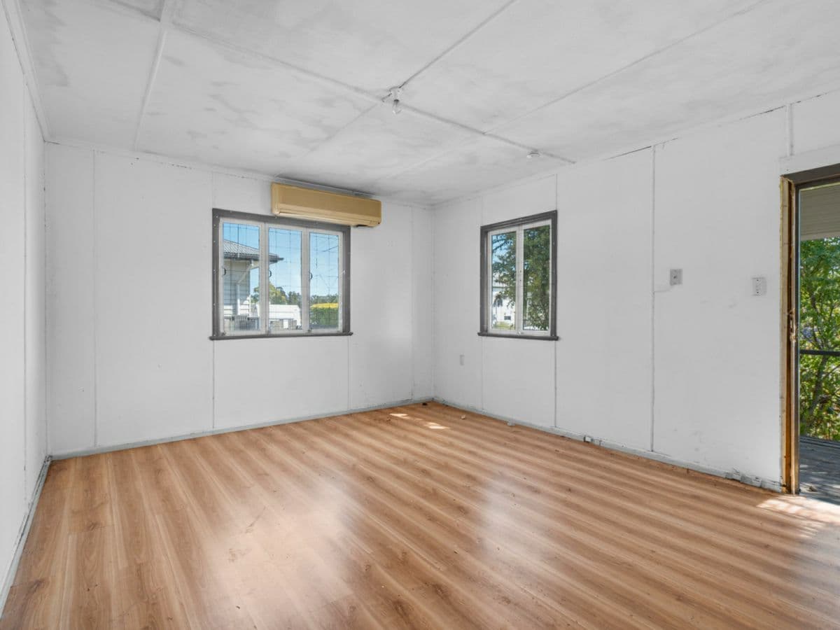22 Charlotte Street, BASIN POCKET, Basin Pocket - Thumbnail 2