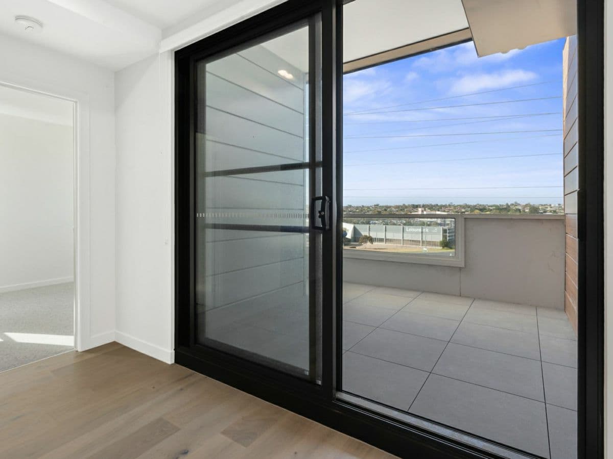 2901/104 Colac Road, HIGHTON, Highton - Thumbnail 2
