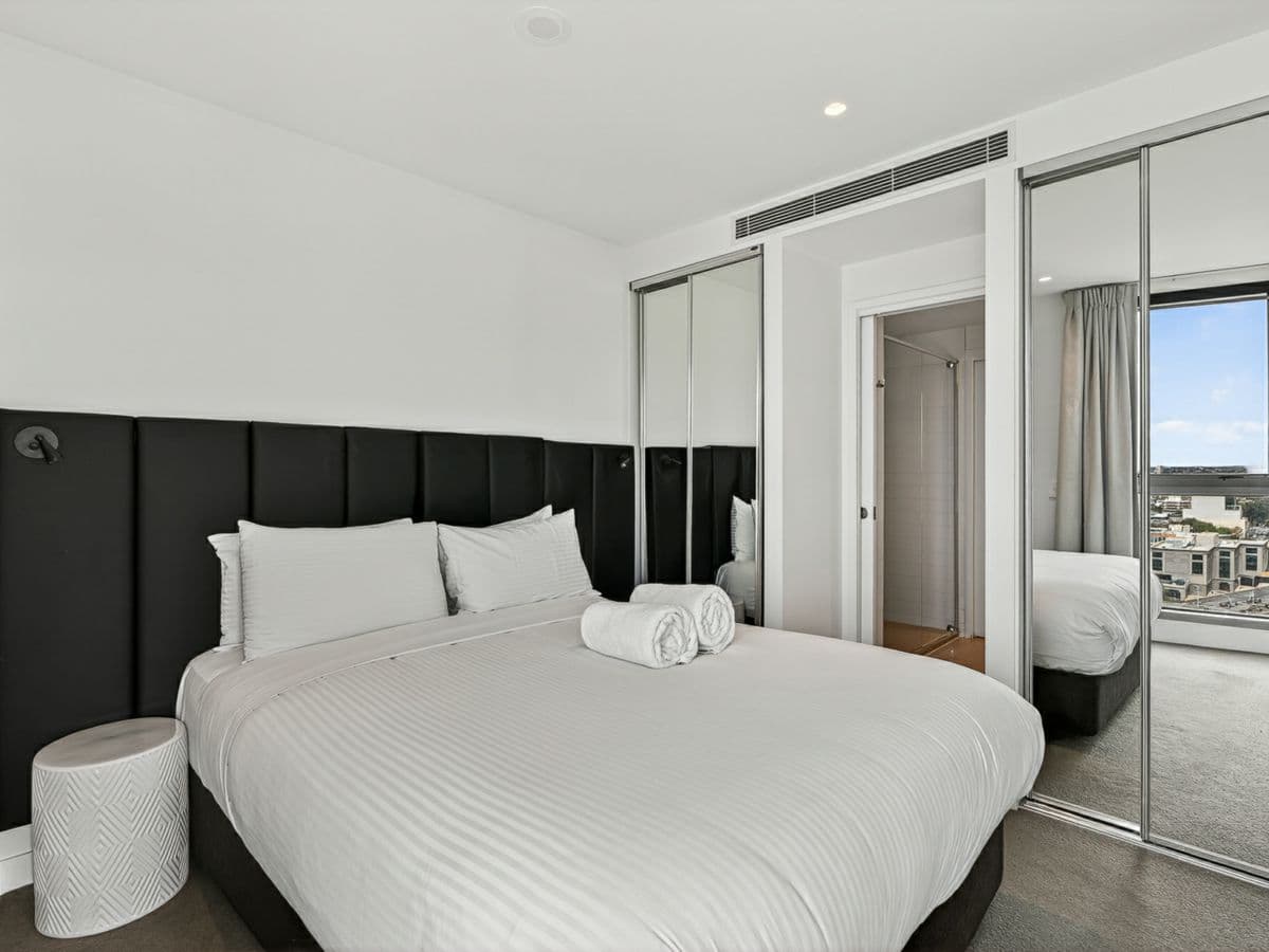 1806/42-48 Balston Street, SOUTHBANK, Southbank - Thumbnail 8