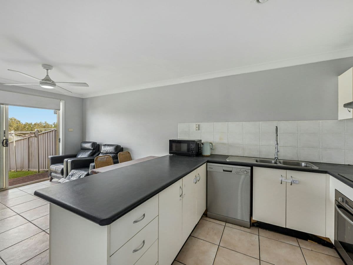 2/14 Harriet Close, RAYMOND TERRACE, Raymond Terrace - Thumbnail 4