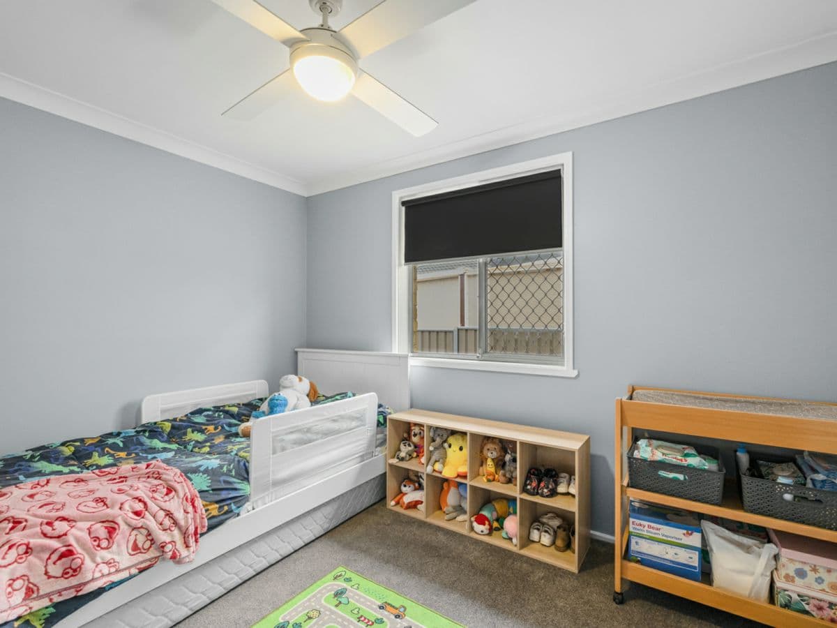 37 Waree Drive, TAMWORTH, Hillvue - Thumbnail 6