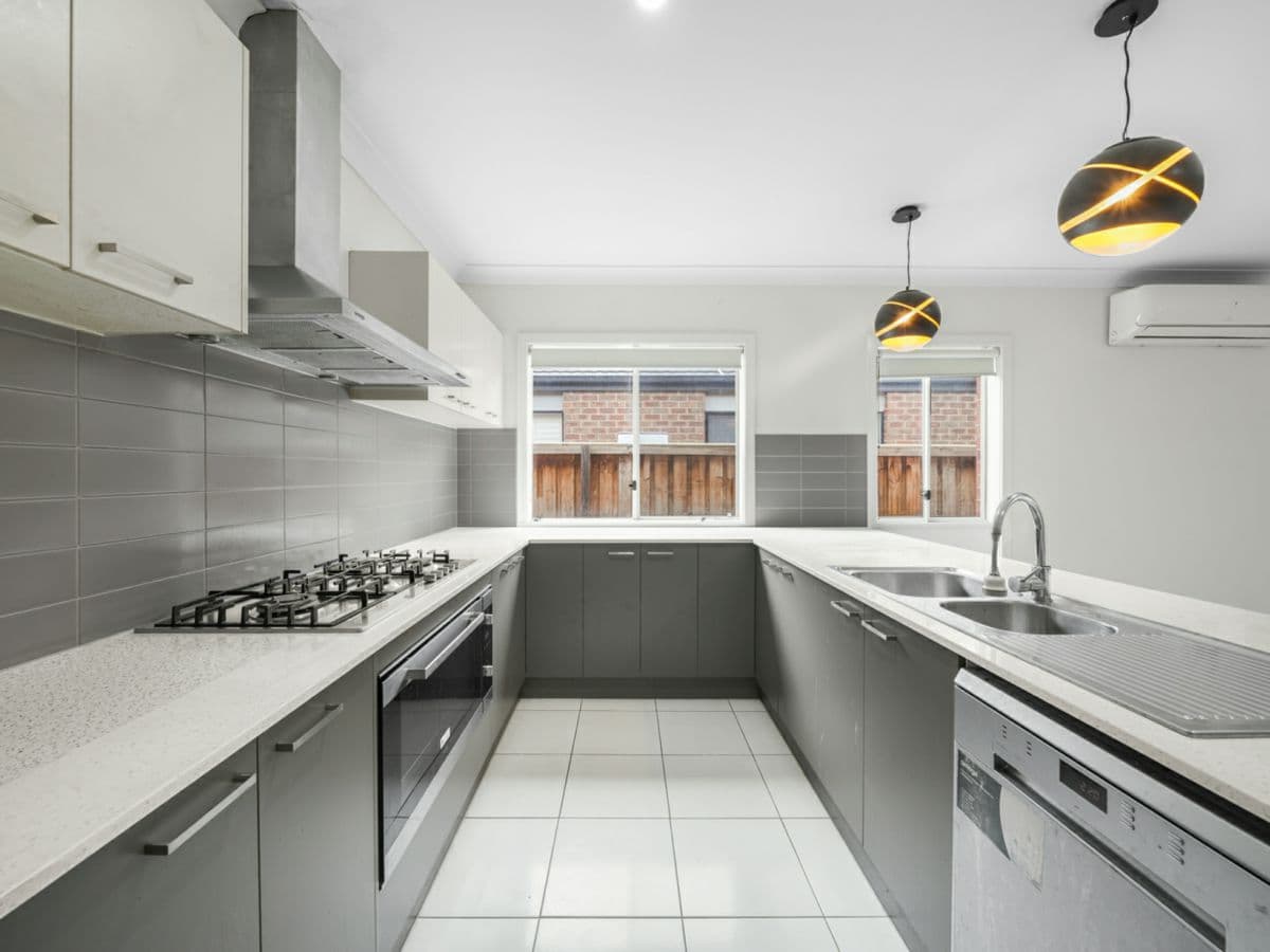 15 Brittle Street, MANOR LAKES, Manor Lakes - Thumbnail 3
