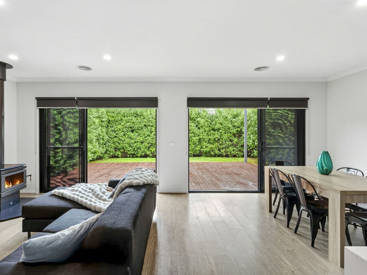 16 Barbra Drive, CHARLEMONT, Charlemont - Thumbnail 2