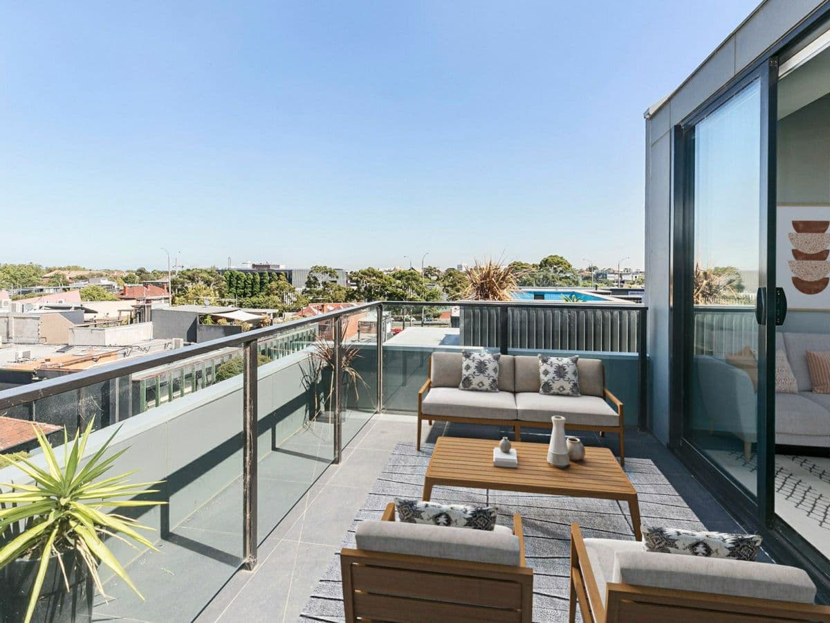 401/12 Martin Street, ST KILDA, St Kilda - Thumbnail 2