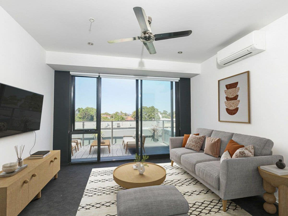 401/12 Martin Street, ST KILDA, St Kilda - Thumbnail 3