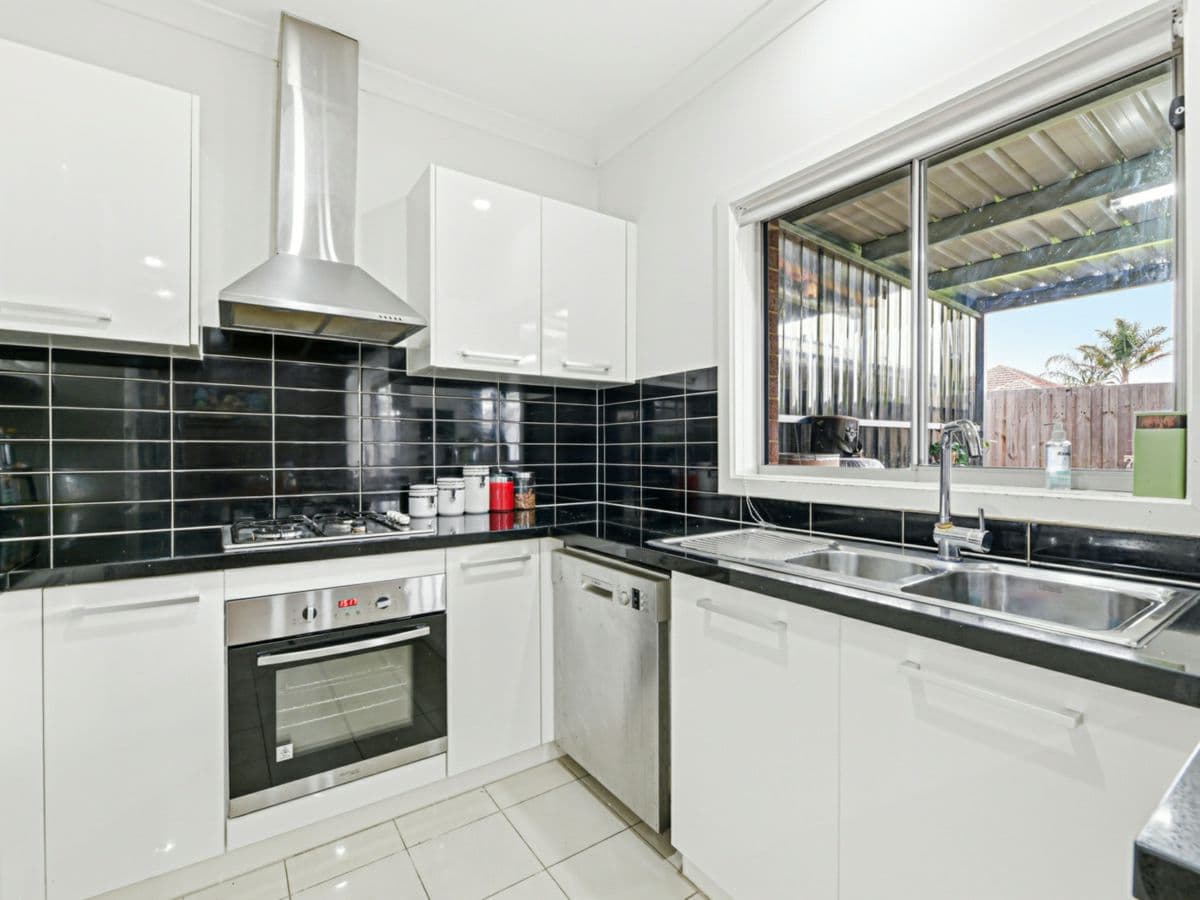 5/58 Nockolds Crescent, NOBLE PARK, Noble Park - Thumbnail 4