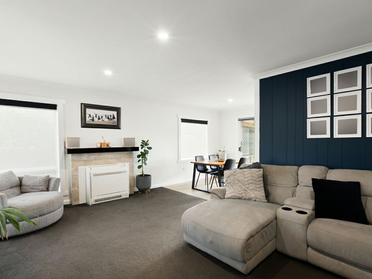 19 Highview Crescent, DEVONPORT, Devonport - Thumbnail 4