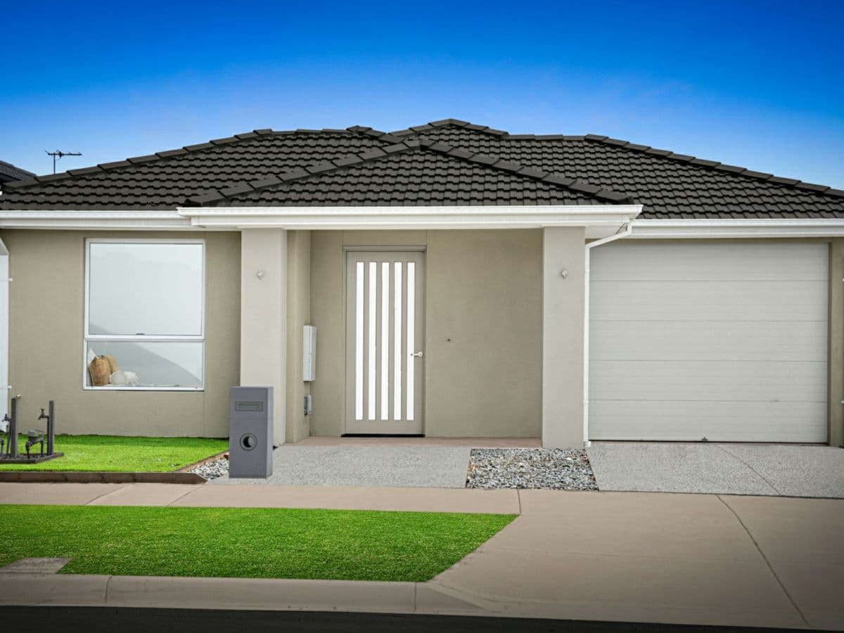 63 Cosmopolitan Drive, WYNDHAM VALE, Wyndham Vale - Image 1